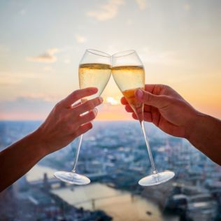 A Romantic Escape for Two & View from the Shard with Champagne Product Image