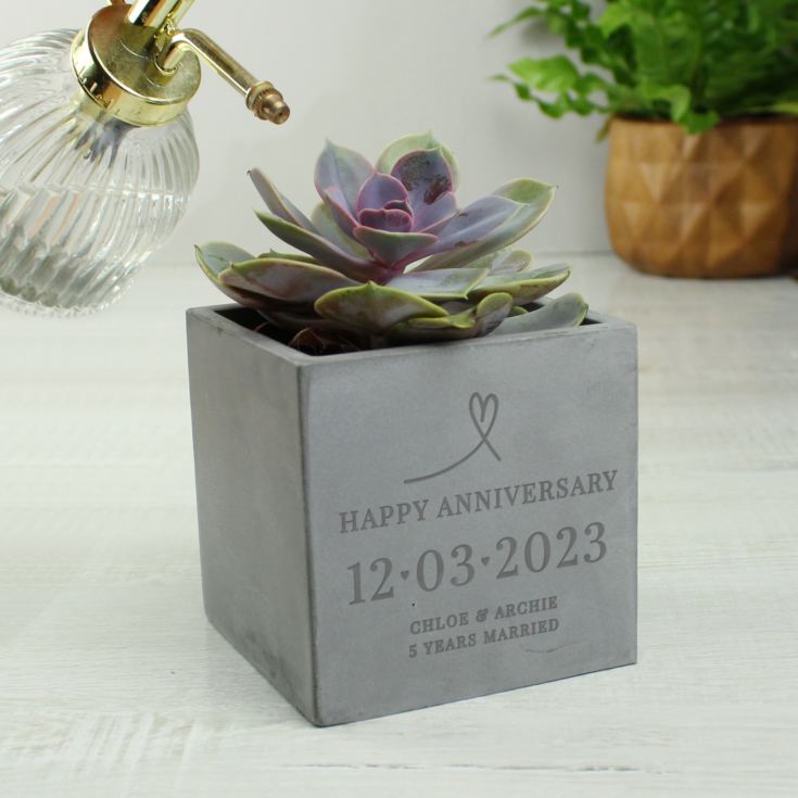 Personalised Large Date Concrete Pot product image