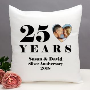 What Is The Present For 25th Wedding Anniversary