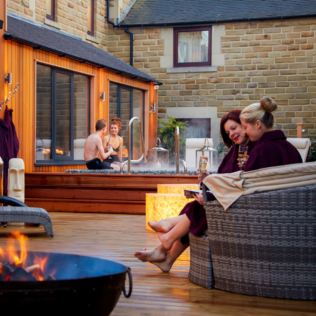 Twilight Spa for Two at the Three Horseshoes Inn & Spa Product Image