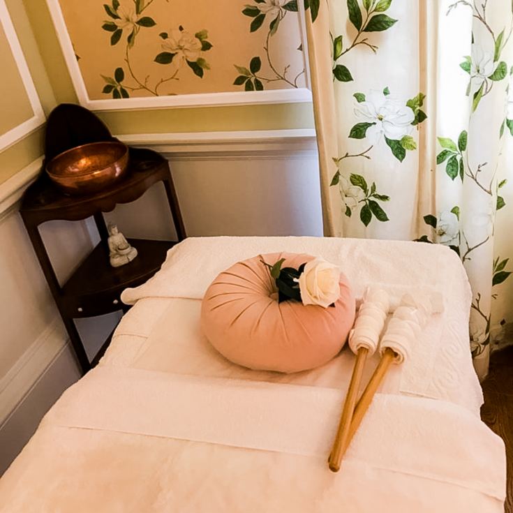 40 Minutes Lomi Lomi Massage for Two at Stamner House product image