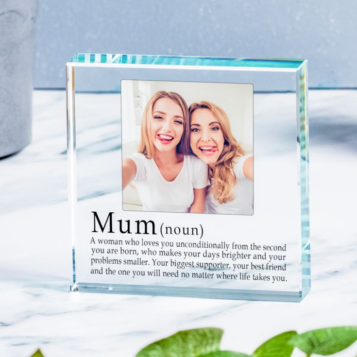 Definition of a Mum Photo Upload Glass Token product image