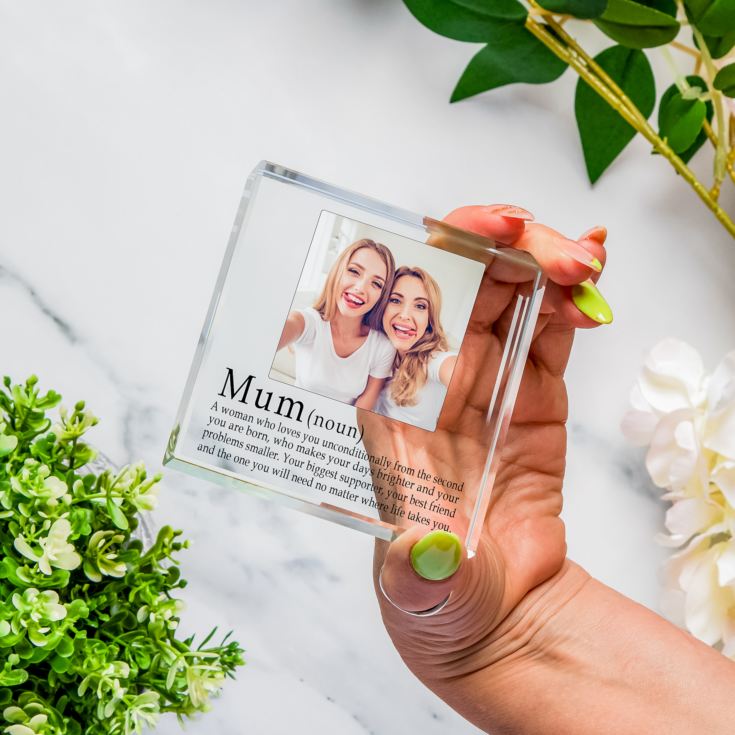 Definition of a Mum Photo Upload Glass Token product image